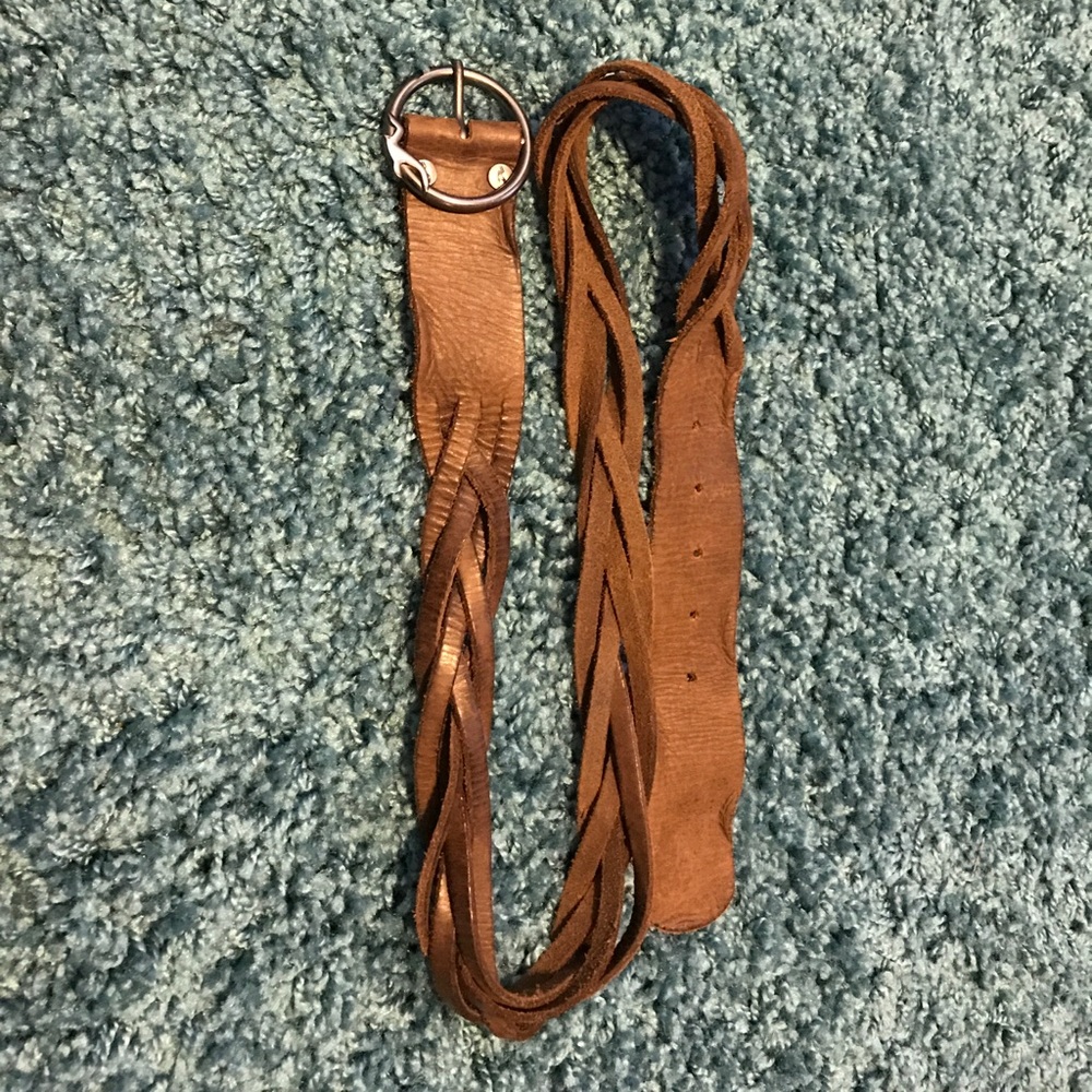Hollister belt