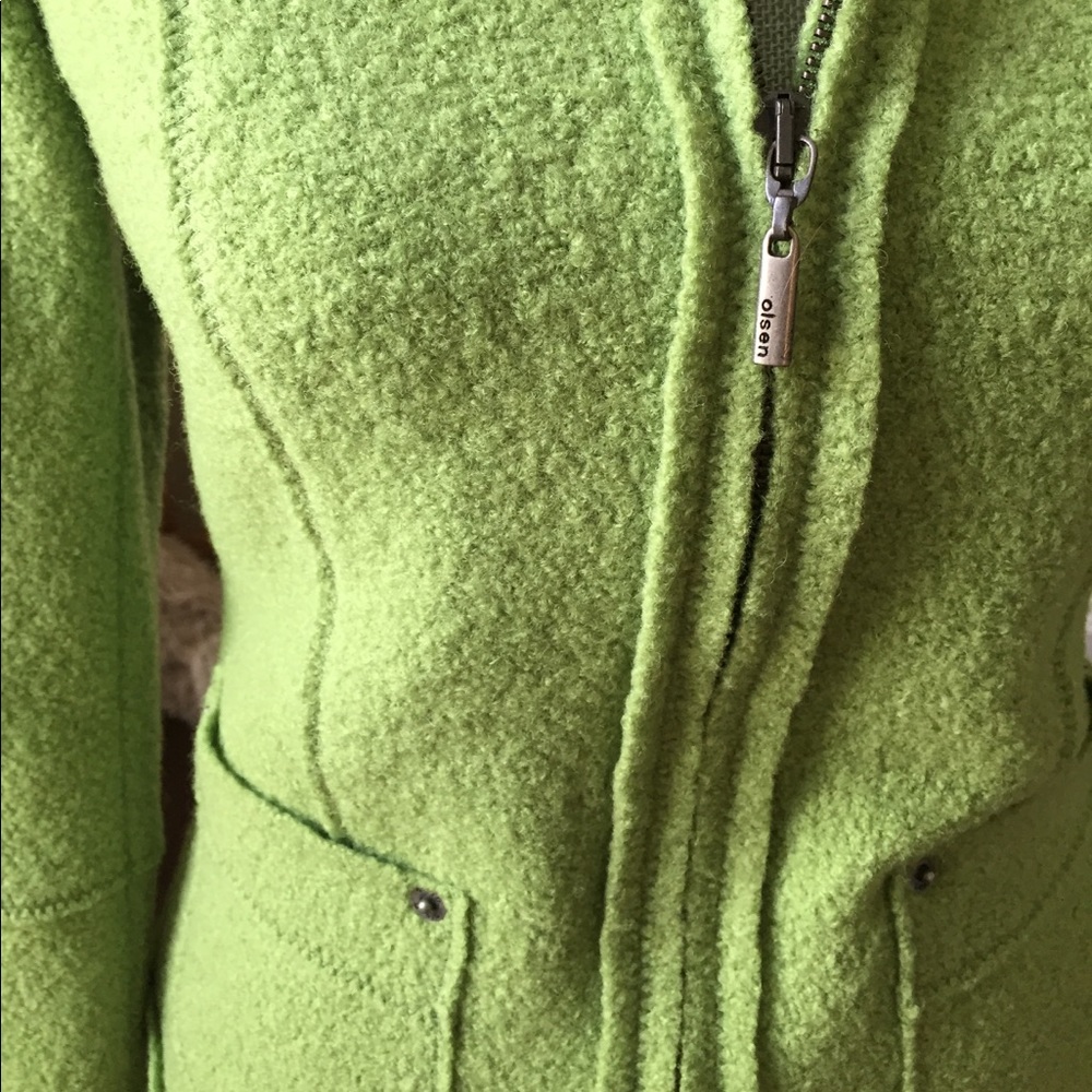 OLSEN  EUROPE SUIT