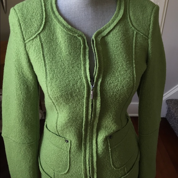 OLSEN  EUROPE SUIT - Picture 3 of 8