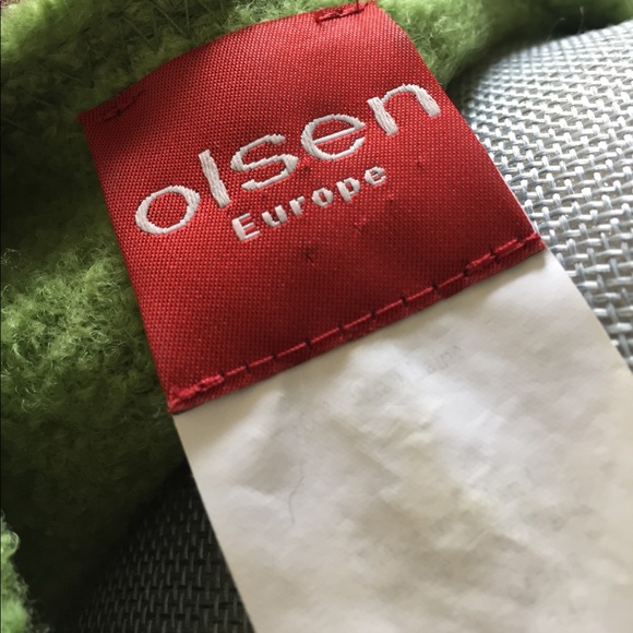 OLSEN  EUROPE SUIT - Picture 7 of 8