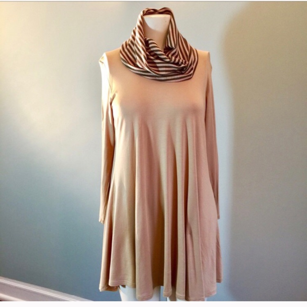 🆕🇺🇸Taupe Cowl Neck Tunic