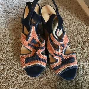 Barely worn lucky brand wedges