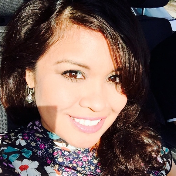 🌷Meet your Posher, Rosalia - Picture 2 of 3