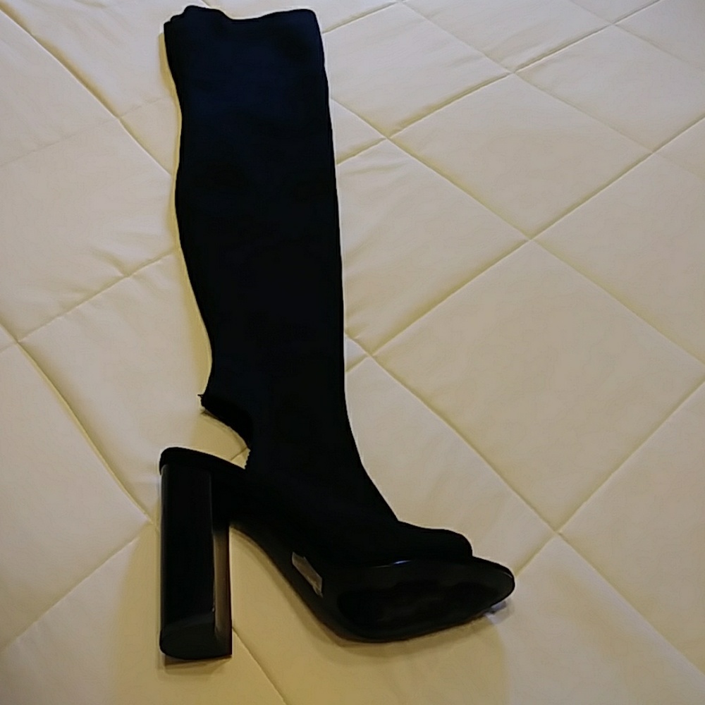 Steve Madden Serinade Black fabric upper boots