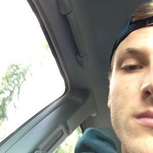 Meet your Posher, Ethan