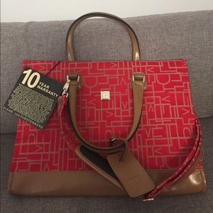 Diane vonFurstenberg 18" fashion tote bag