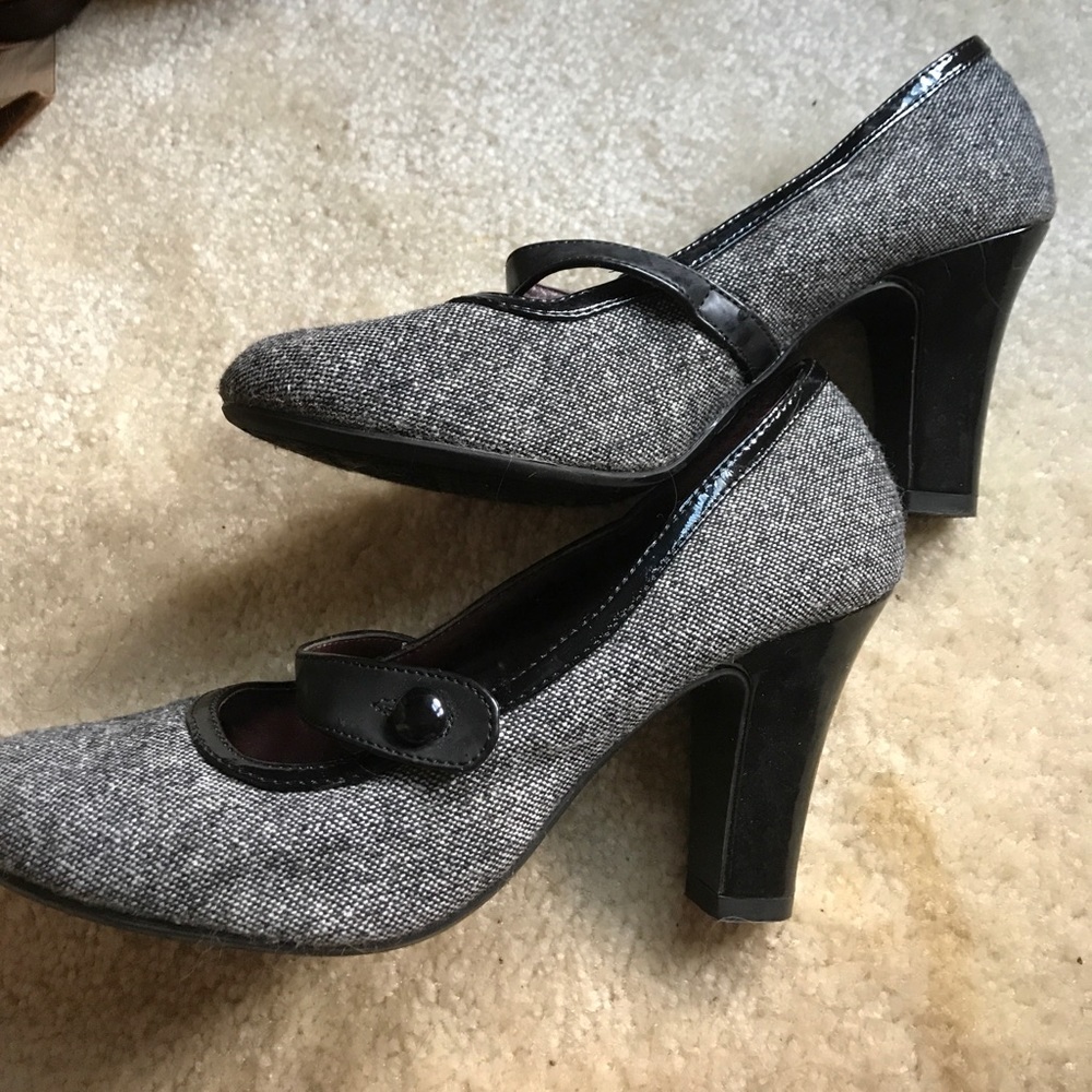 Mary Janes cloth patent leather Never worn.
