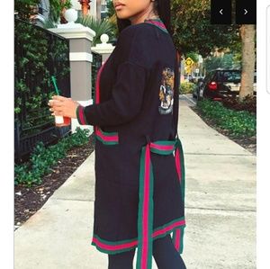 Very cute black long top