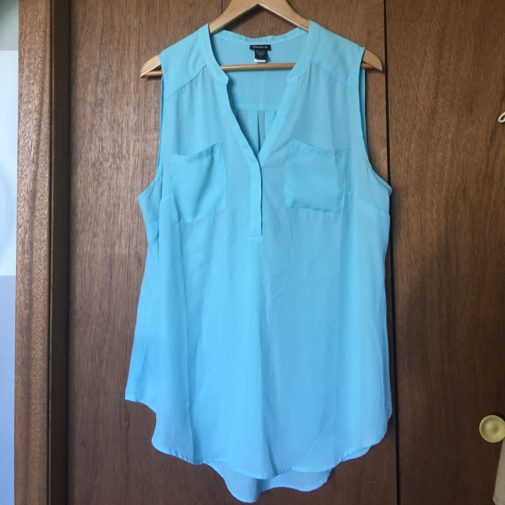Sleeveless top