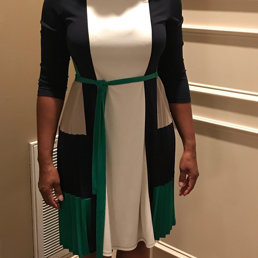 Sandra Darren polyester and spandex dress