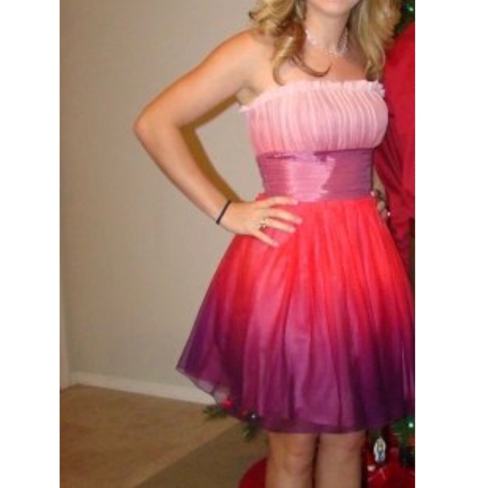 LIKE NEW Betsey Johnson Short Strapless Dress