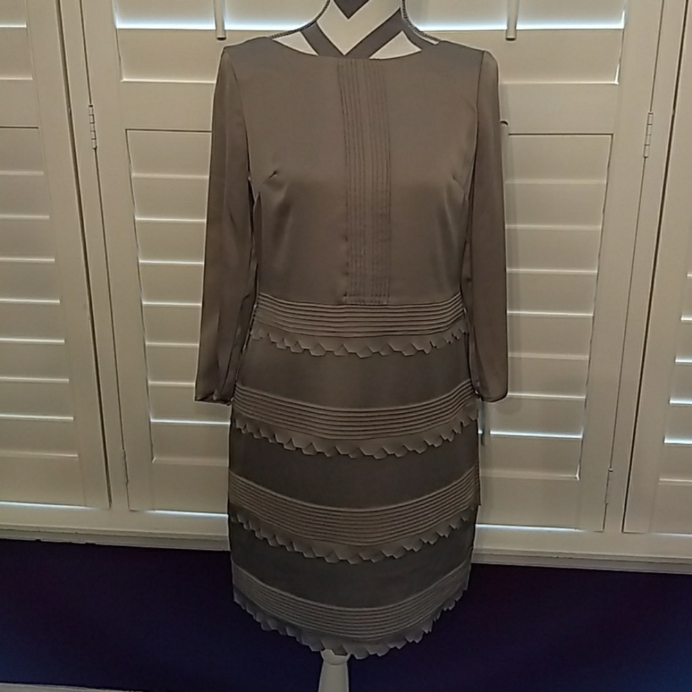 Banana Republic silver/gray dress