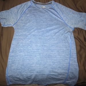 LAYER 8 PERFORMANCE short sleeve shirt (large)