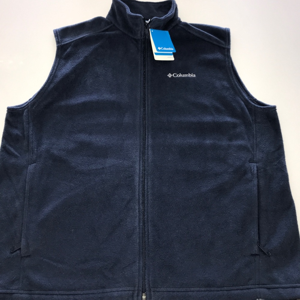 Columbia fleece vest NWT