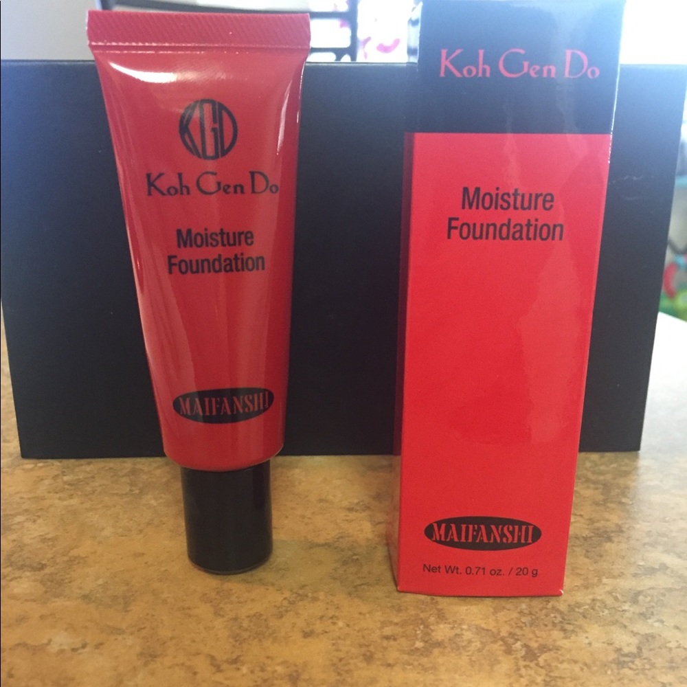 Kon Gen Do Moisture Foundation