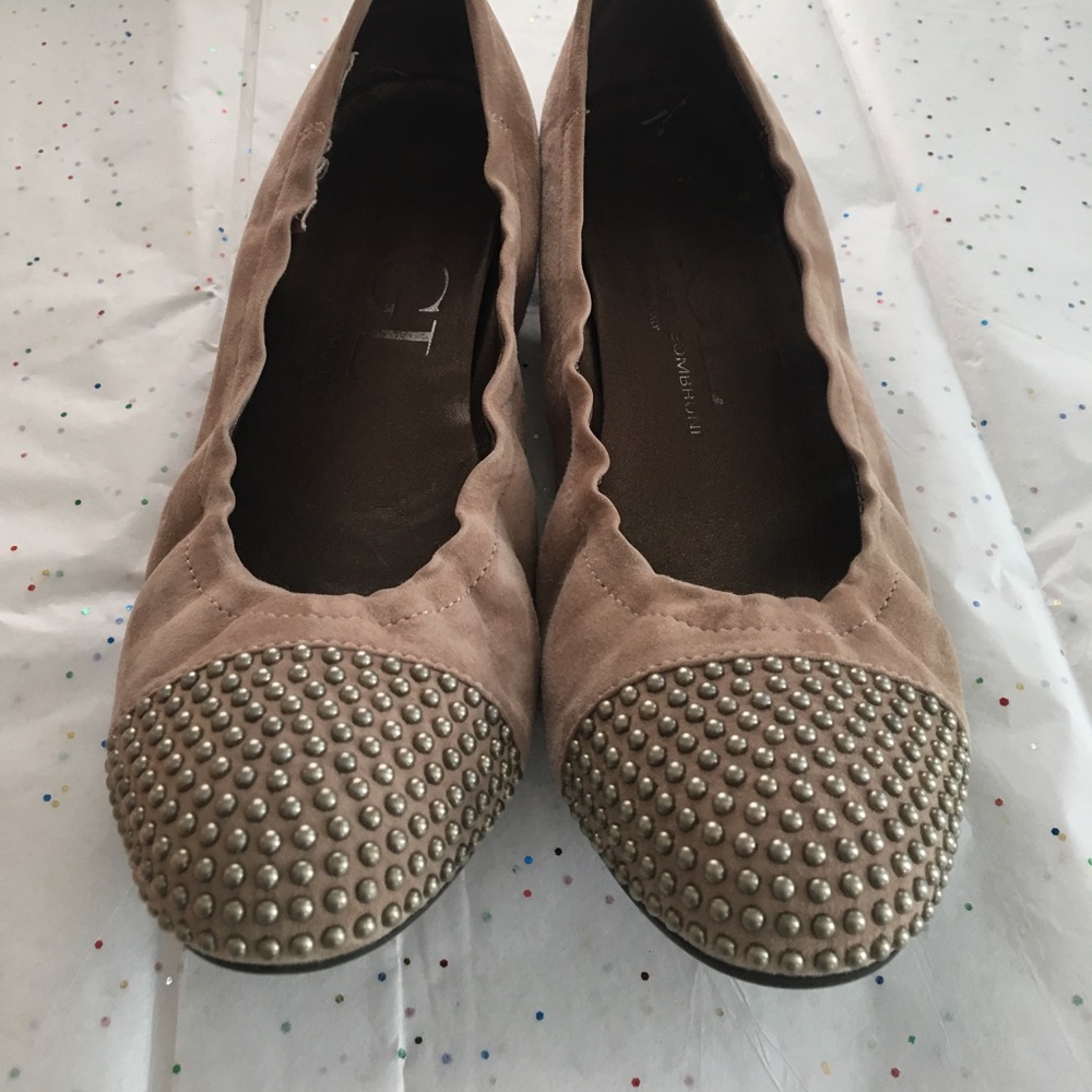 Like NEW! Suede AGL Studded Ballet Flats Sz 39