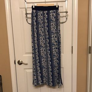 Maxi skirt floral
