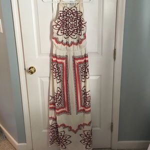 Maxi dress with keyhole button detail at back