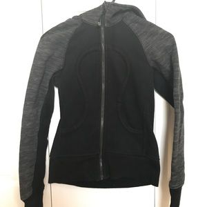 LULULEMON Jacket Size 2