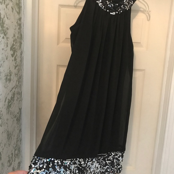 Ladies Party Swing dress - Picture 3 of 4