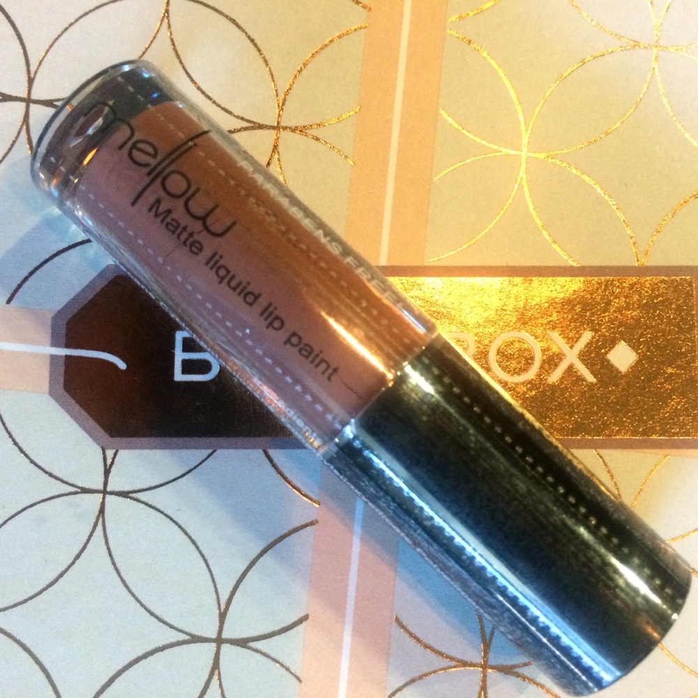 Mellow liquid lip paint