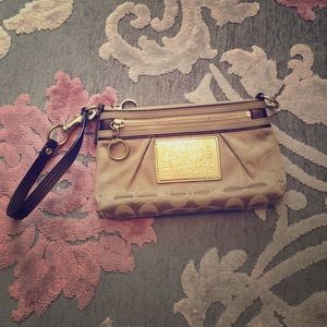 Coach Poppy Wristlet