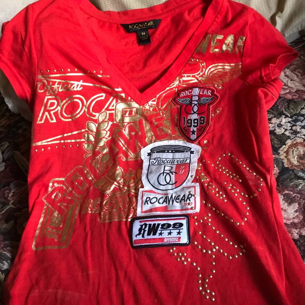 Like new worm once T shirt with Golden accents
