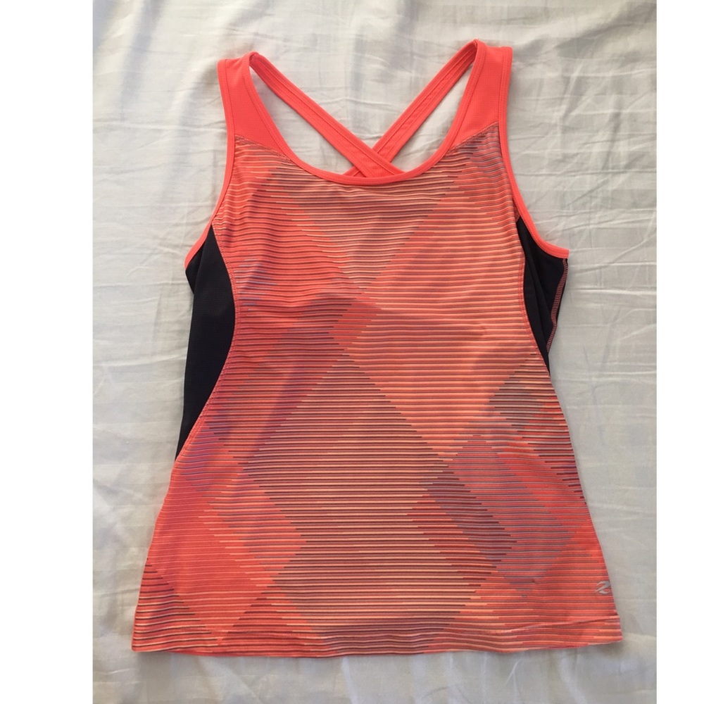 Workout top with built in bra