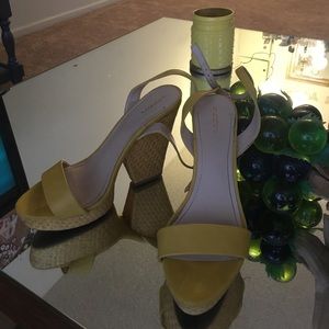 Yellow xhilaration yellow wrap wedges size 10