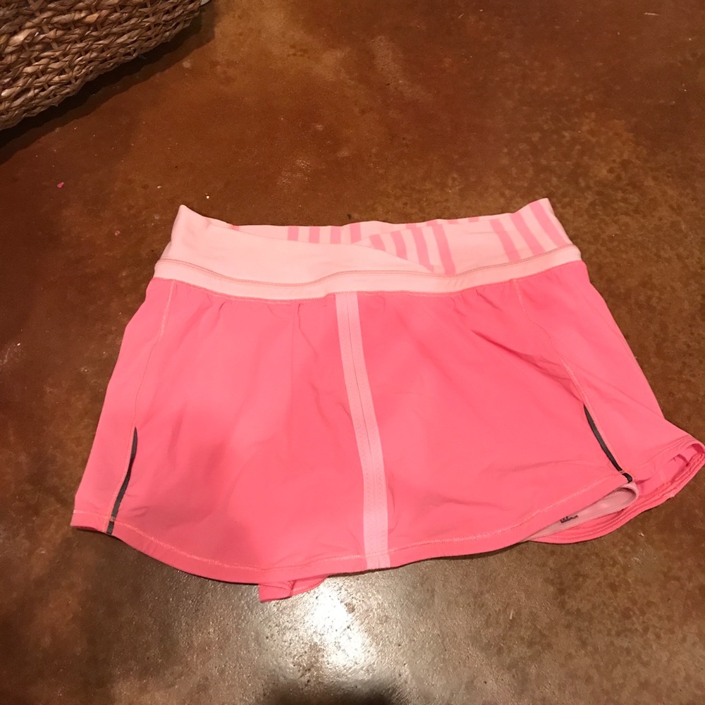 lululemon size 6 tennis skirt