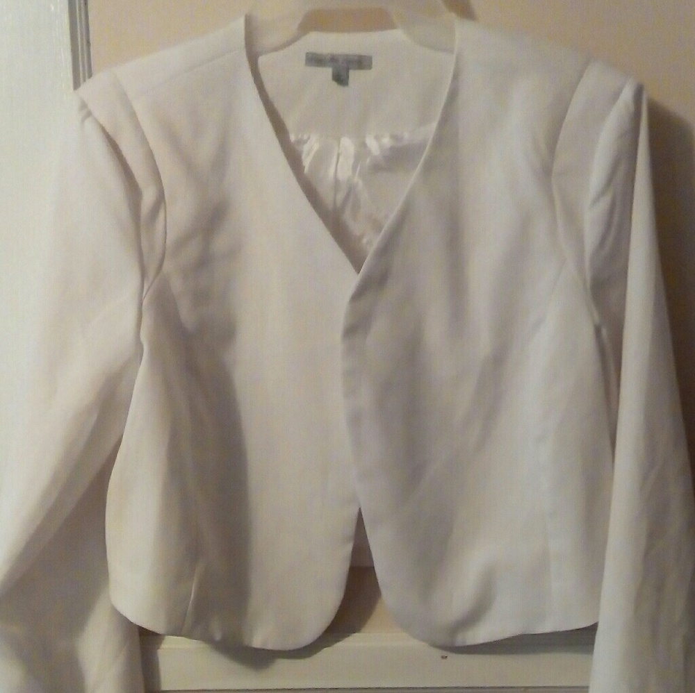 *SALE* Charlotte Russe Simple chic crop jacket