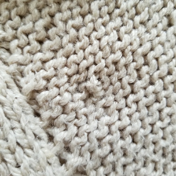 Romeo & Juliet Crochet Sweater - Picture 3 of 4