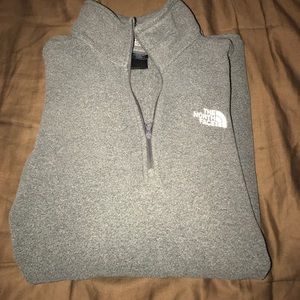 NORTH FACE gray quarter zip pull over (Large)