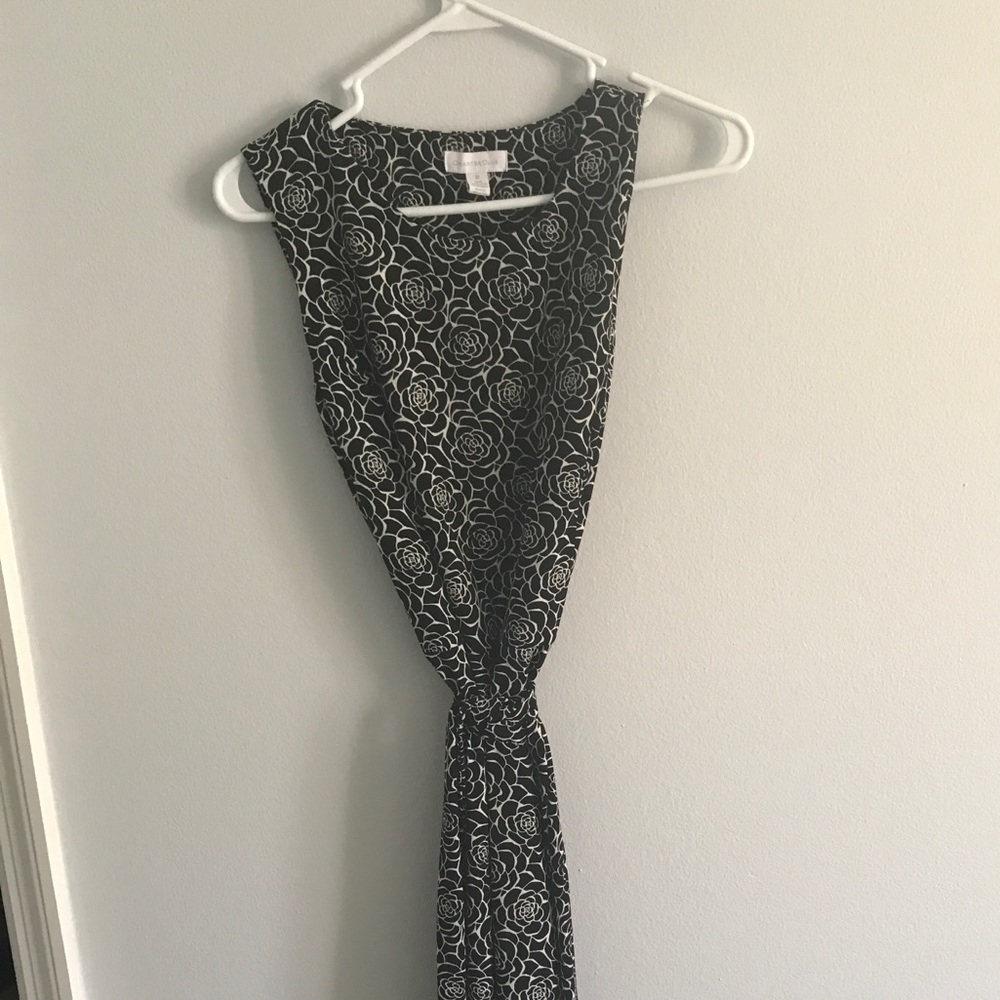 Beautiful sleeveless dress
