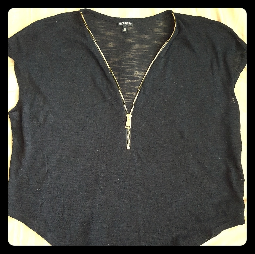 Express shirt/cover up xs
