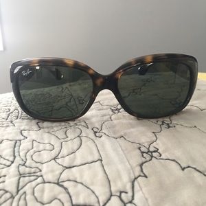 Ray-Ban Sunglasses Ray-Ban Sunglasses