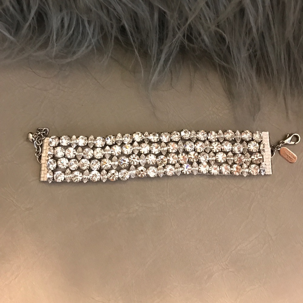 Bracelet Made with SWAROVSKI crystals