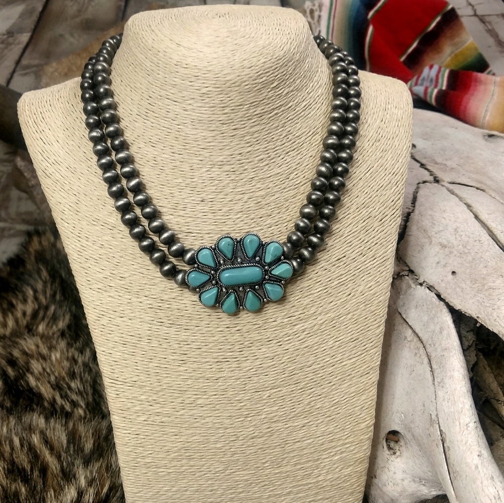 🆕 Turquoise Blossom Necklace - Picture 3 of 3