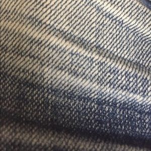 Meet your Posher, Jame