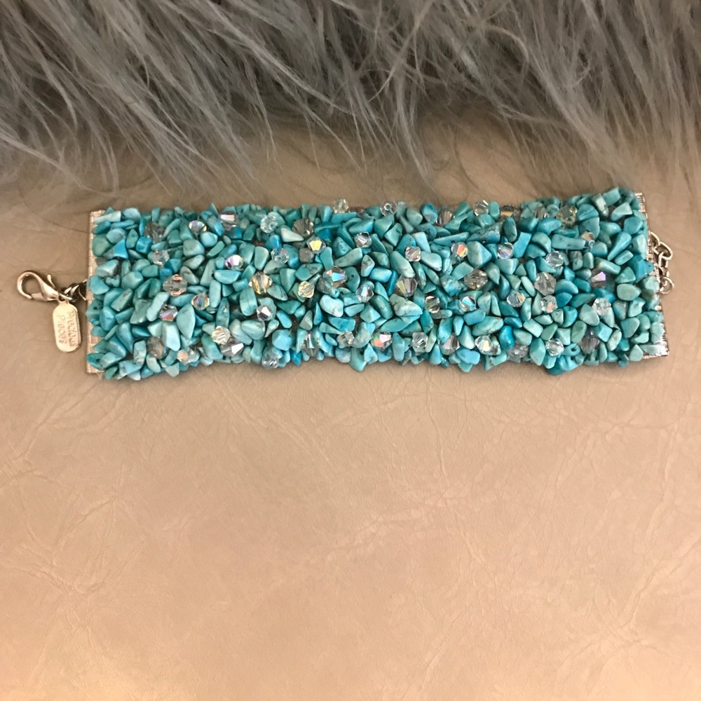 Turquoise stone bracelet