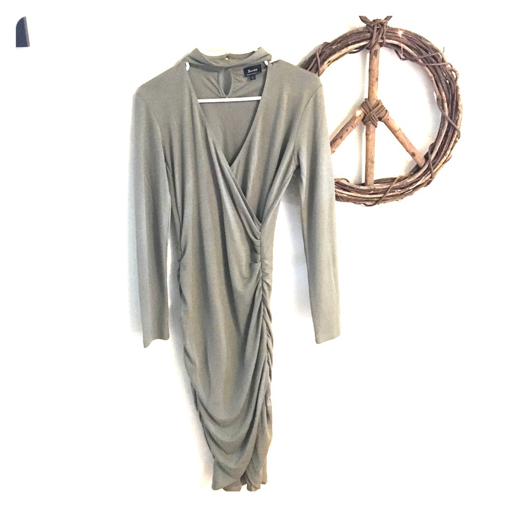 Medium olive green bodycon dress.