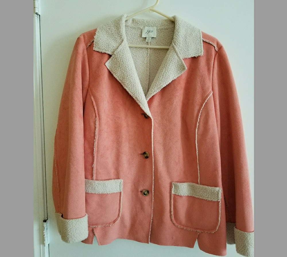 Beautiful suede, lined blazer