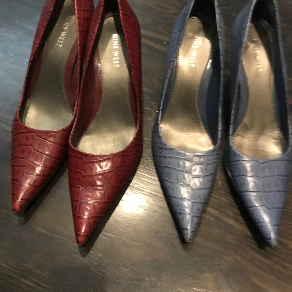 2 Nine West kitten heels
