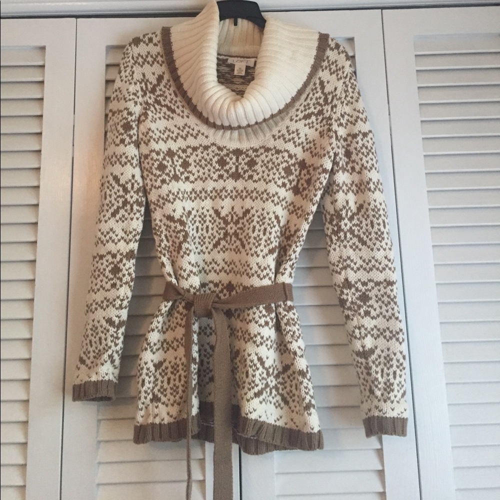 Ann Taylor Loft Knitted Sweater