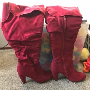 EUC slouchy Torrid true Red high heeled boot