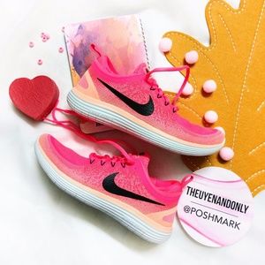 💠NEW💠 Nike Run Free Distance 2 Knit