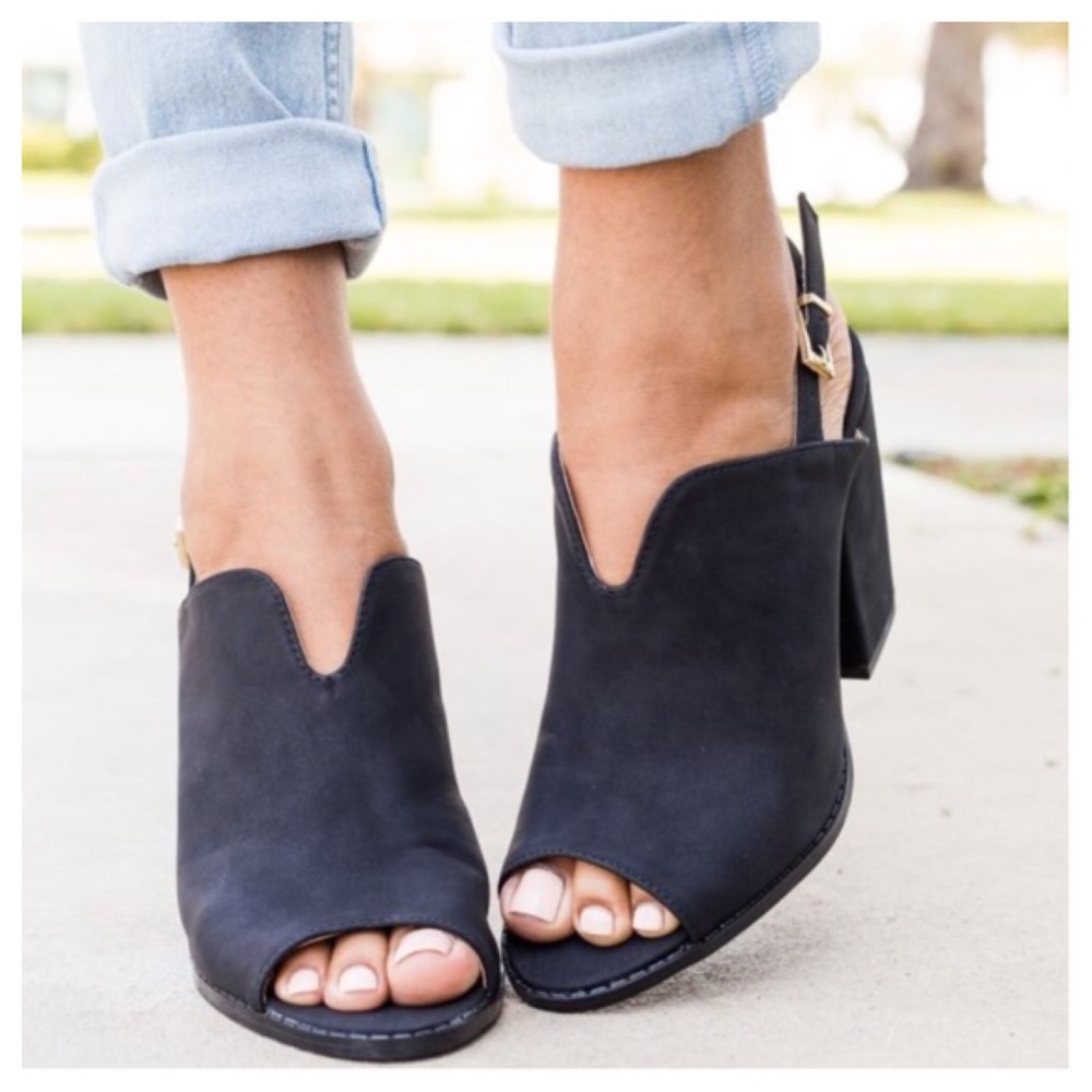 NIB Black Sling Back Booties Open Toe Heels 6.5