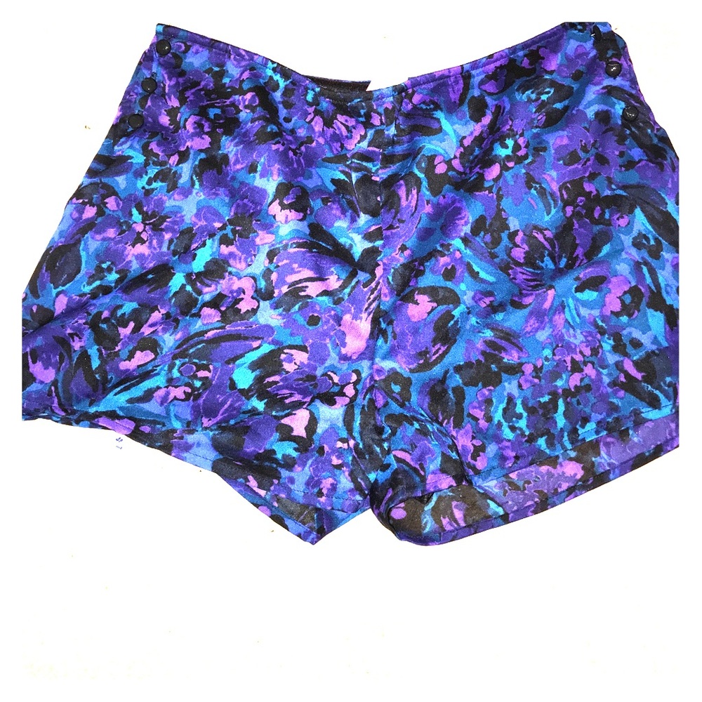 Patterned shorts