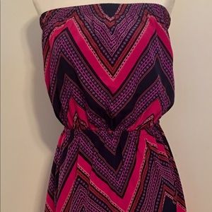 💥2/$18 Strapless summer dress. Beautiful colors