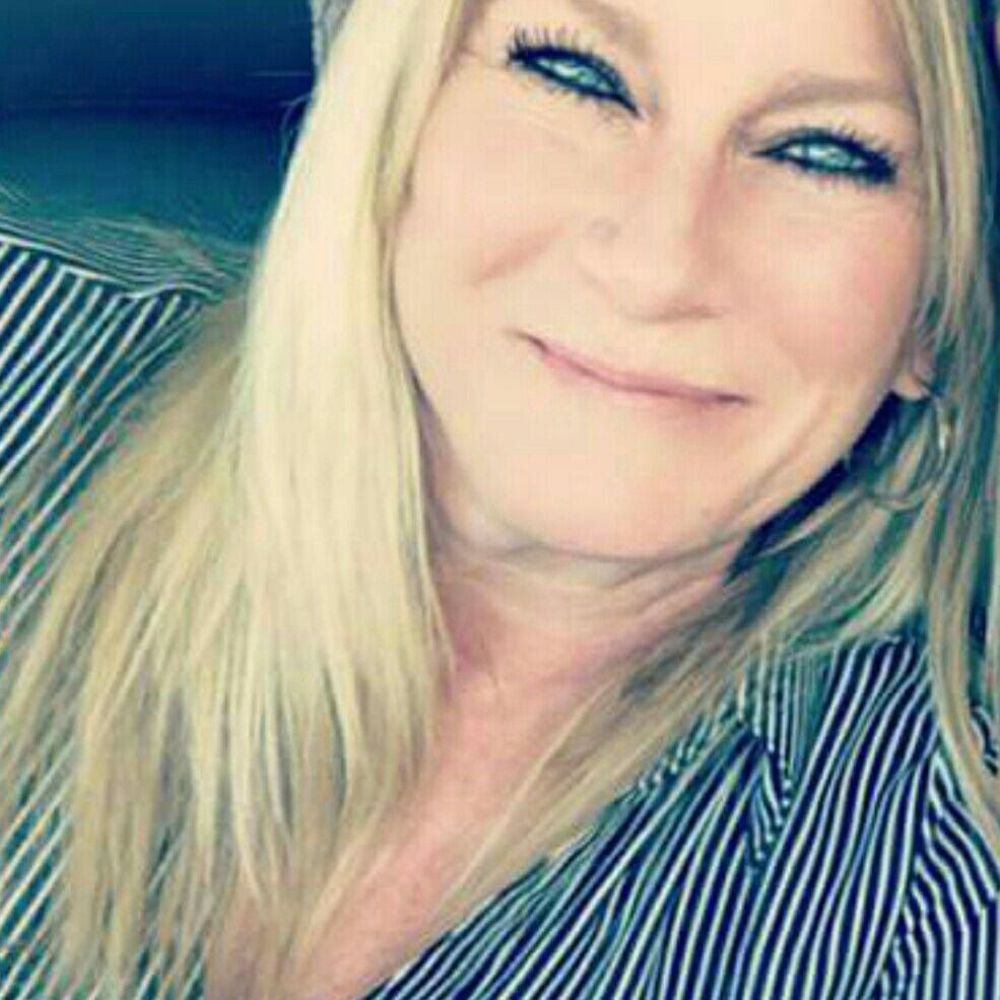 Meet your Posher, Denise